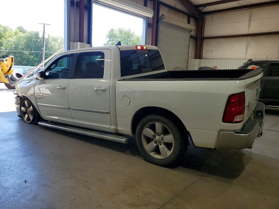 2019 RAM 1500 CLASSIC SLT 2