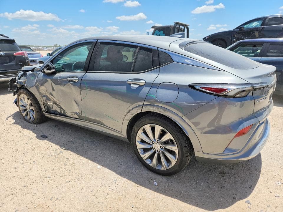 2025 BUICK ENVISTA AVENIR 2