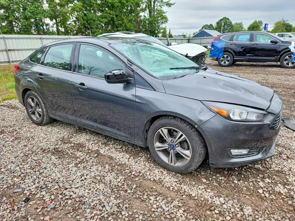 2018 FORD FOCUS SE 4