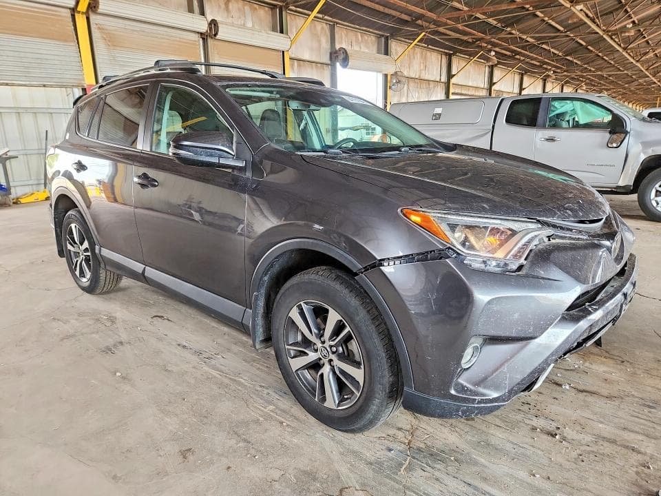 2018 TOYOTA RAV4 XLE 4
