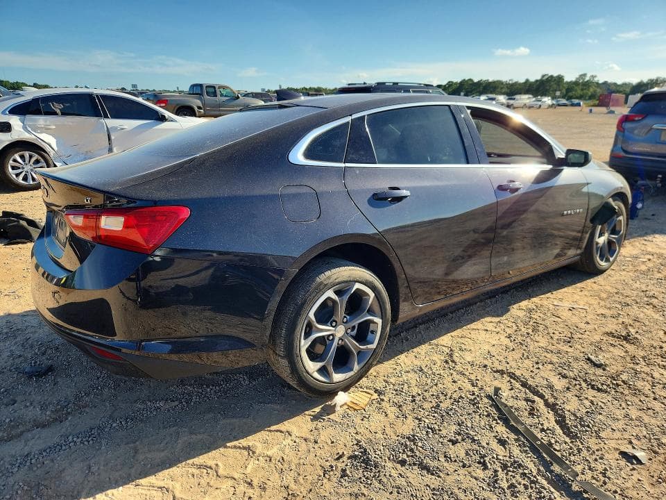 2023 CHEVROLET MALIBU LT 3