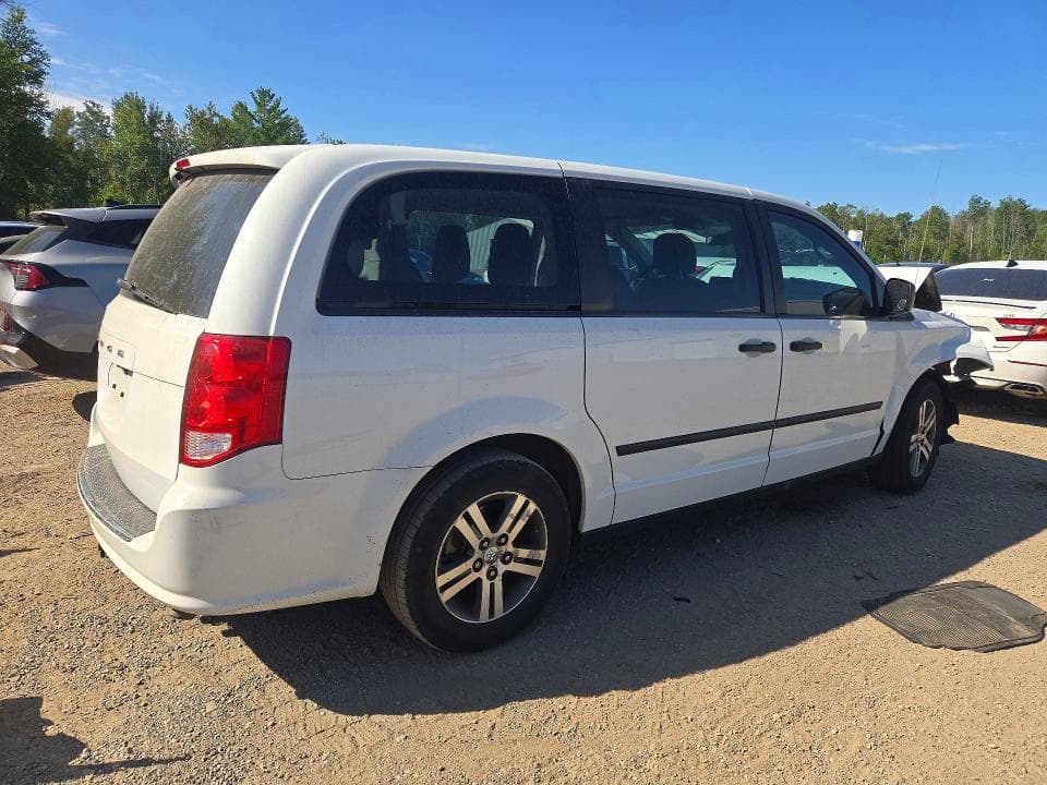 2017 DODGE GRAND CARAVAN SE 3