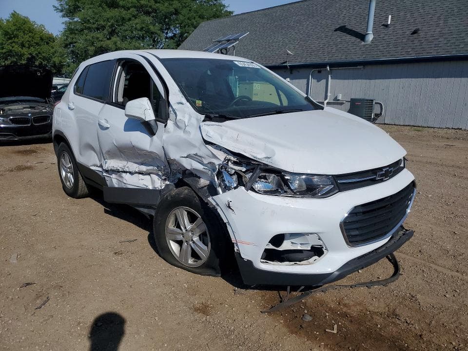 2019 CHEVROLET TRAX LS 4