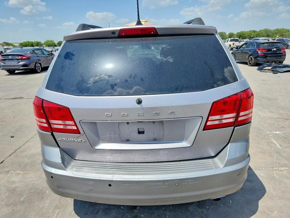 2020 DODGE JOURNEY SE 6