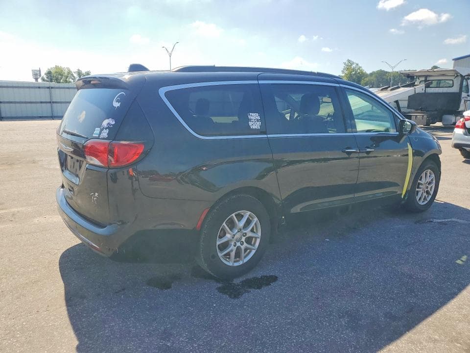 2020 CHRYSLER PACIFICA TOURING 3
