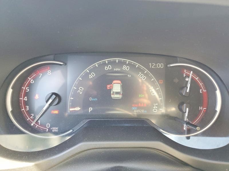 2020 TOYOTA RAV4 LIMITED 9