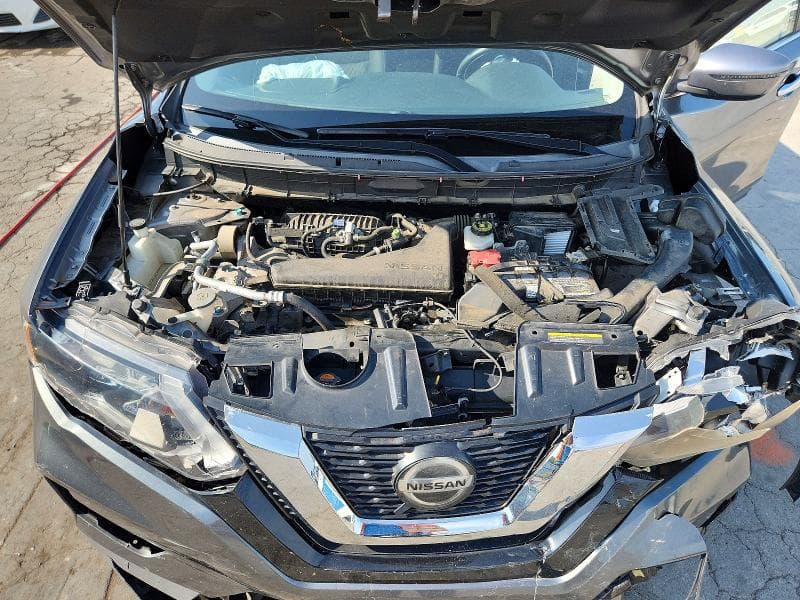 2018 NISSAN ROGUE SV 12