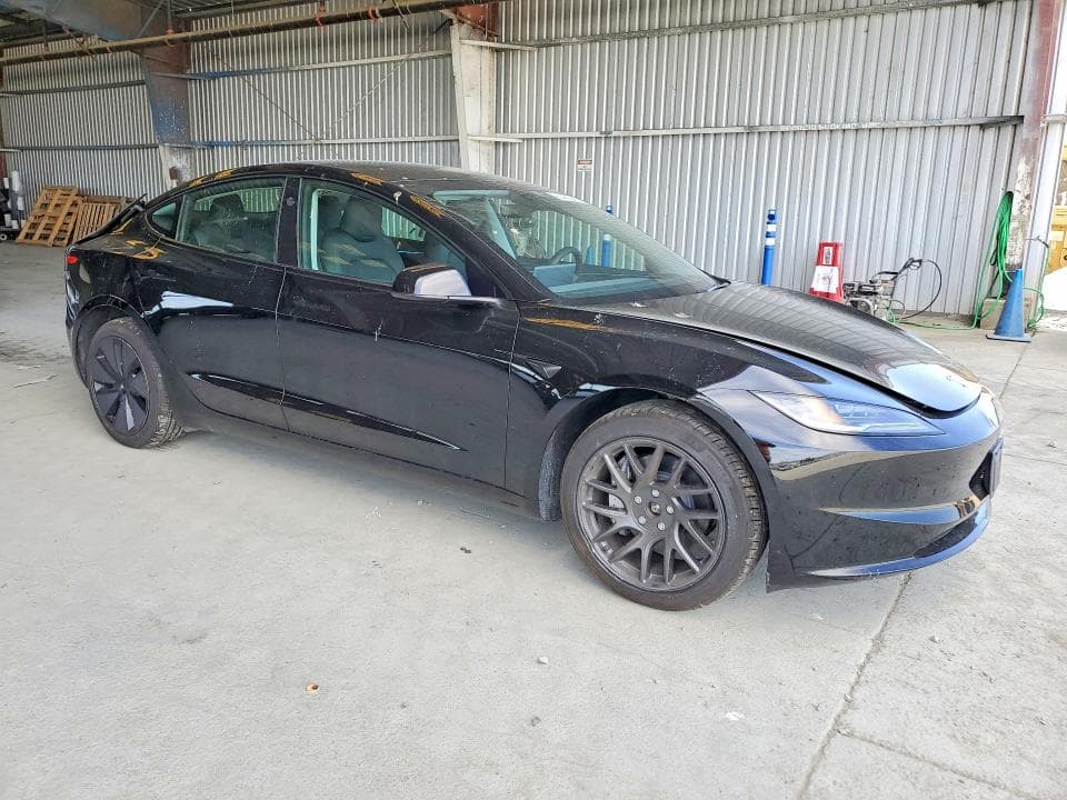 2025 TESLA MODEL 3 4