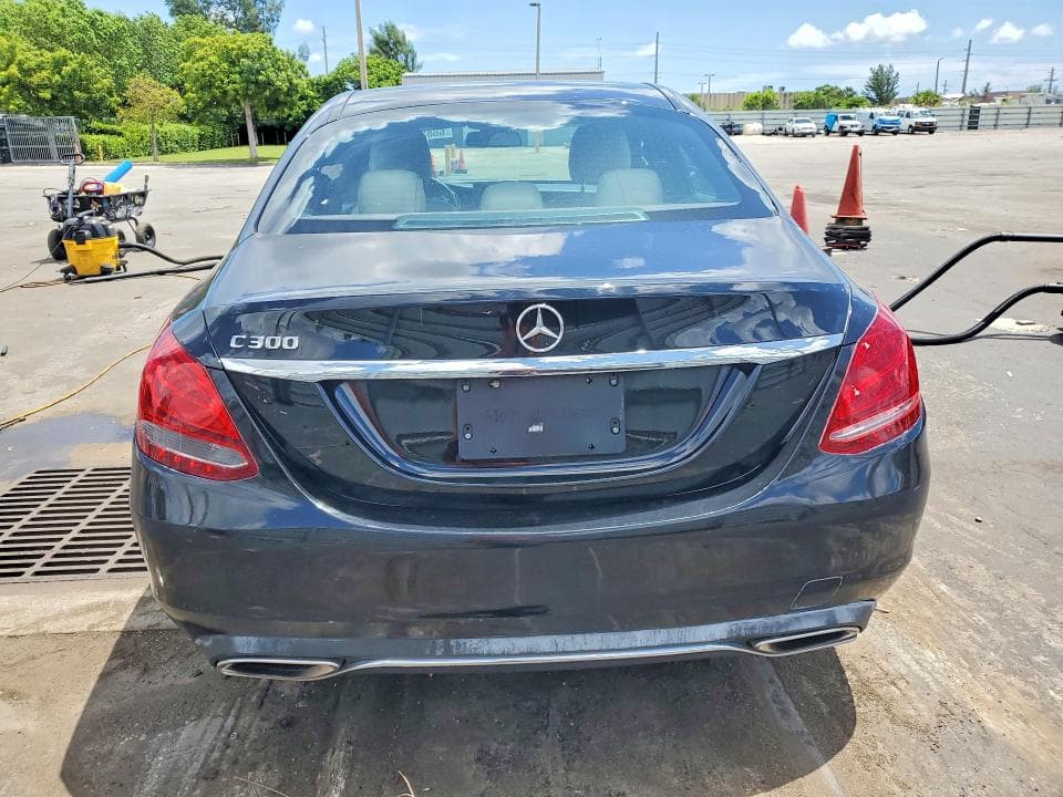 2018 MERCEDES-BENZ C 300 6