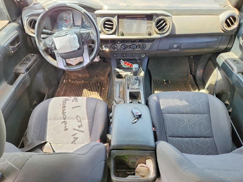 2017 TOYOTA TACOMA SR V6 8