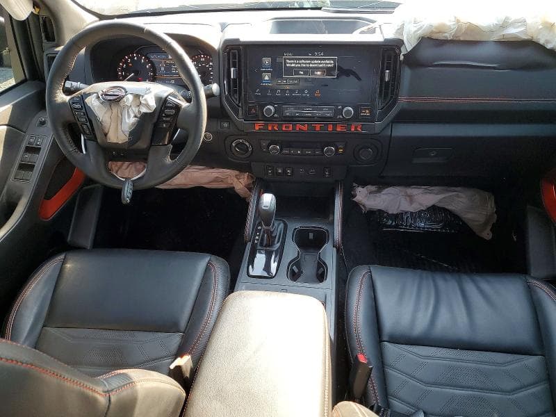 2025 NISSAN FRONTIER PRO-4X 8