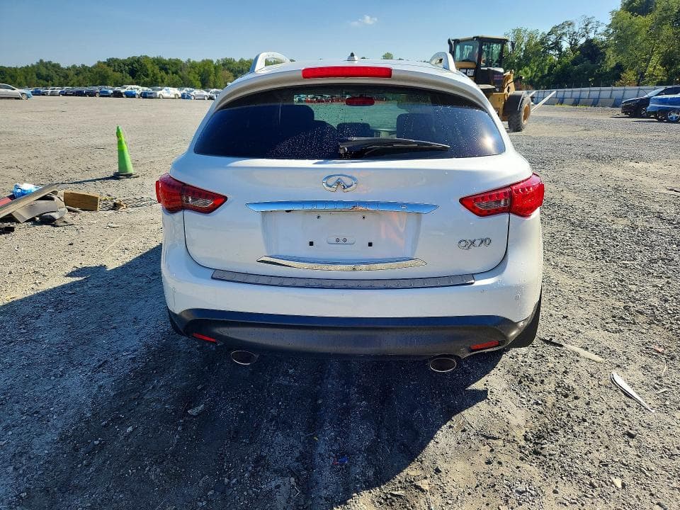 2017 INFINITI QX70 BASE 6