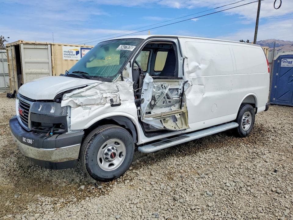 2026 GMC SAVANA G2500 - 1