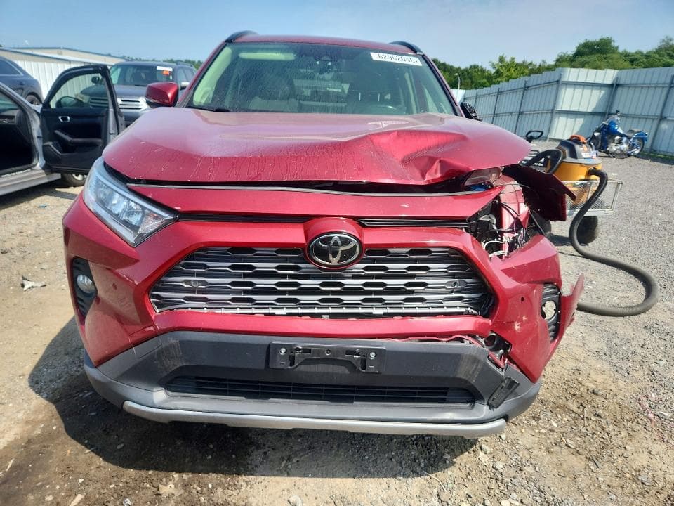 2019 TOYOTA RAV4 LIMITED 5