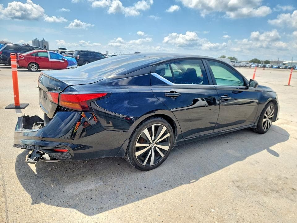 2019 NISSAN ALTIMA SR 3