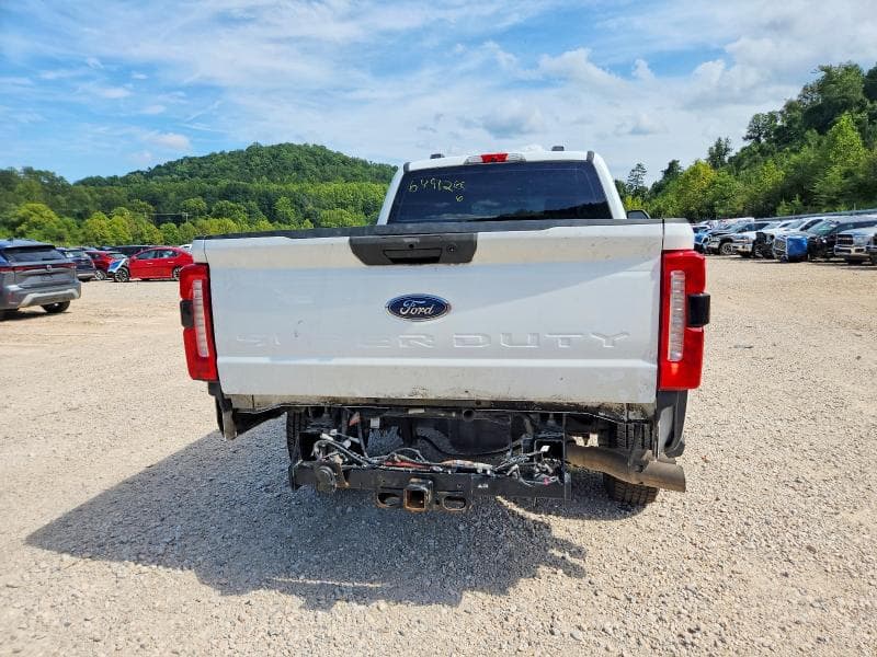 2023 FORD F350 SUPER DUTY 10