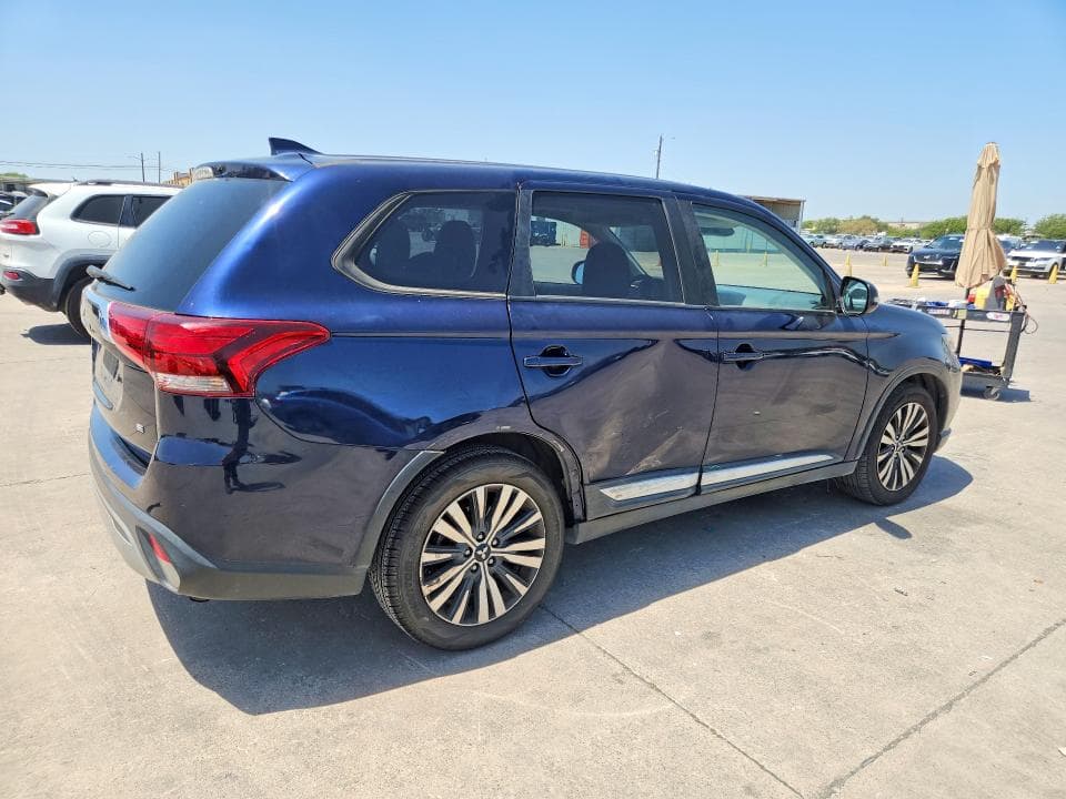 2020 MITSUBISHI OUTLANDER SE 3