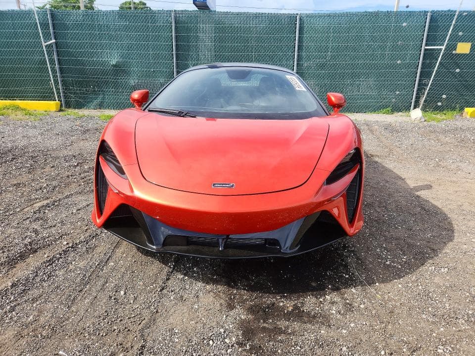 2023 MCLAREN AUTOMOTIVE ARTURA 5
