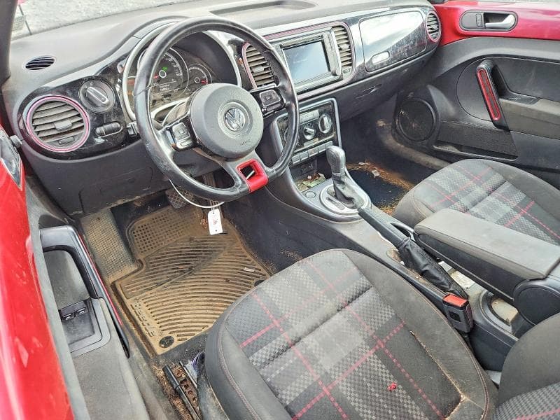 2017 VOLKSWAGEN BEETLE 1.8T 8