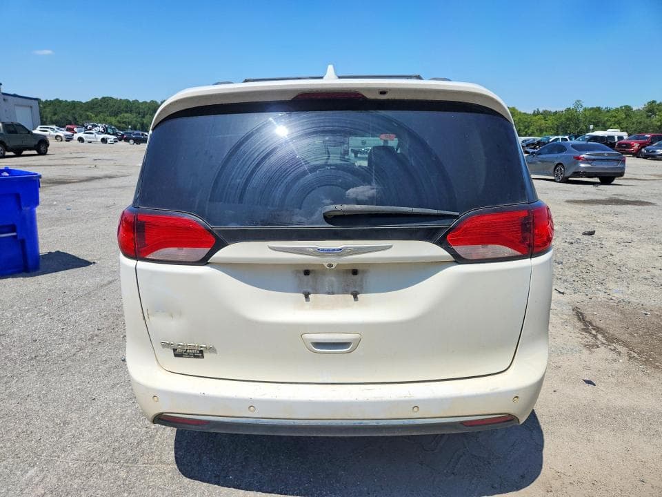 2018 CHRYSLER PACIFICA TOURING L 6