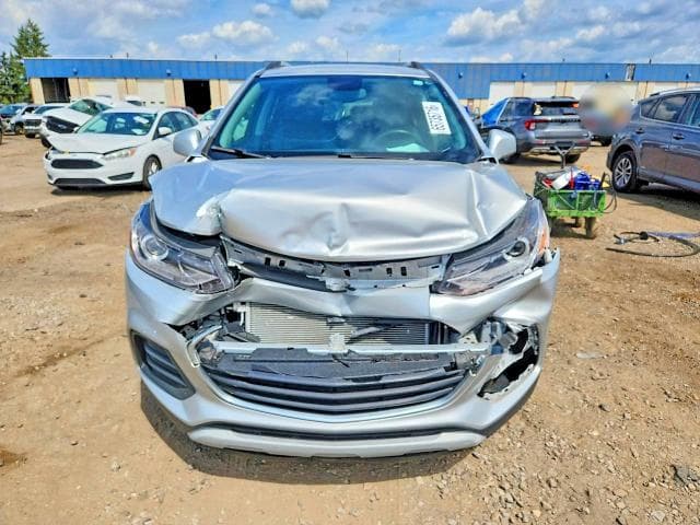 2019 CHEVROLET TRAX 1LT 5