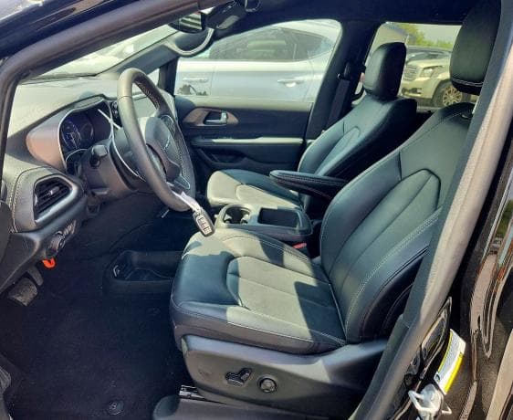 2025 CHRYSLER PACIFICA SELECT 7