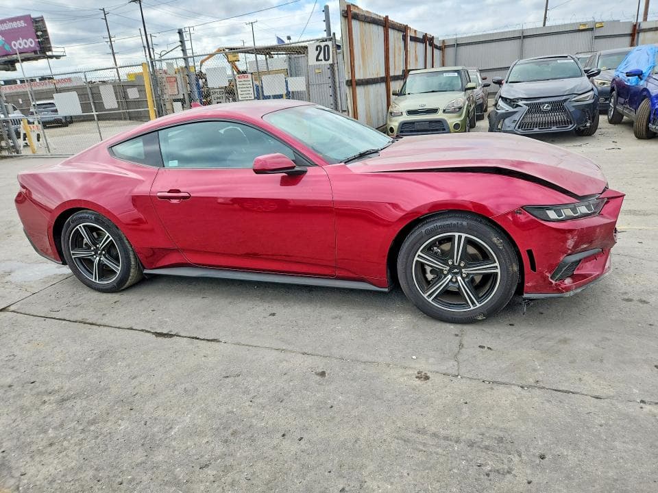 2025 FORD MUSTANG 4