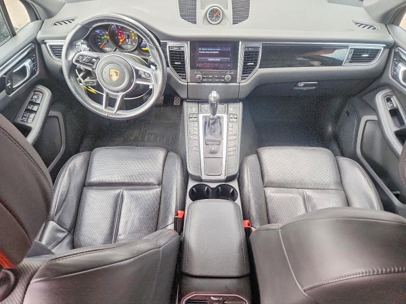 2017 PORSCHE MACAN 8