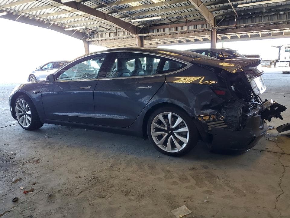 2018 TESLA MODEL 3 2