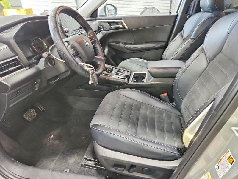 2024 MITSUBISHI OUTLANDER SE 7