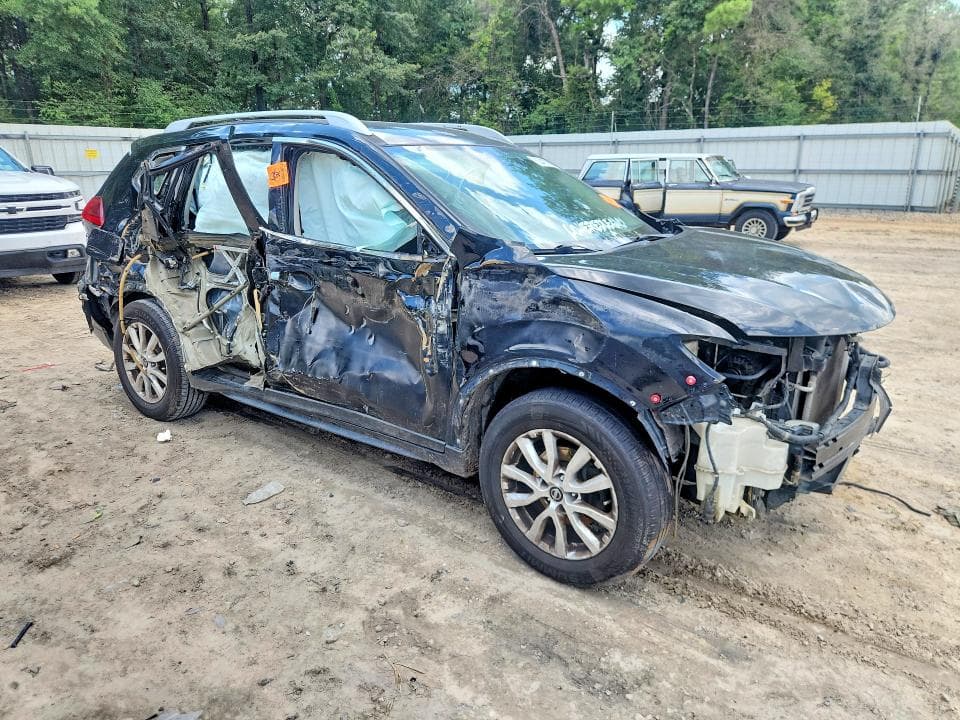 2017 NISSAN ROGUE SV 4