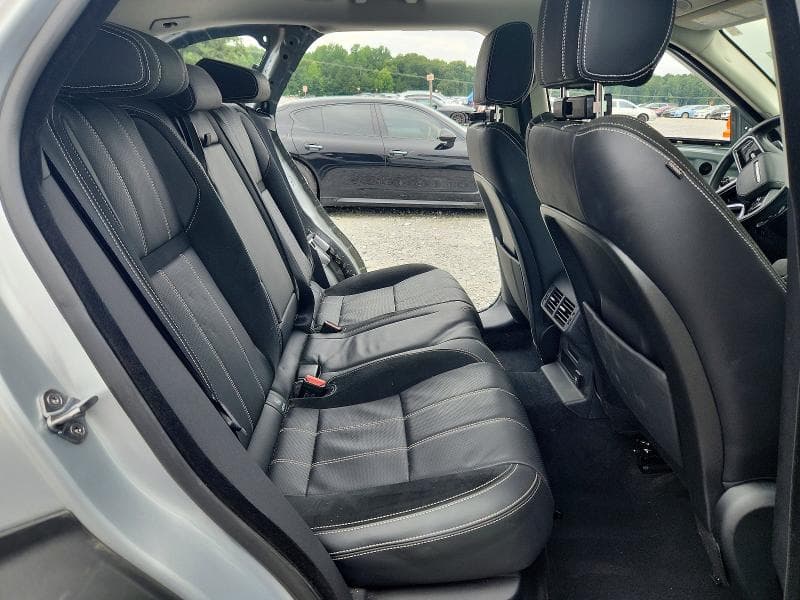 2021 LAND ROVER RANGE ROVER VELAR S 11