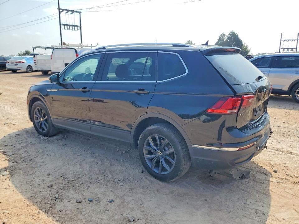2022 VOLKSWAGEN TIGUAN SE 2