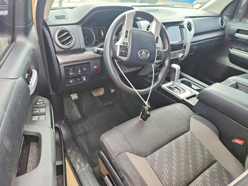 2020 TOYOTA TUNDRA SR5 8