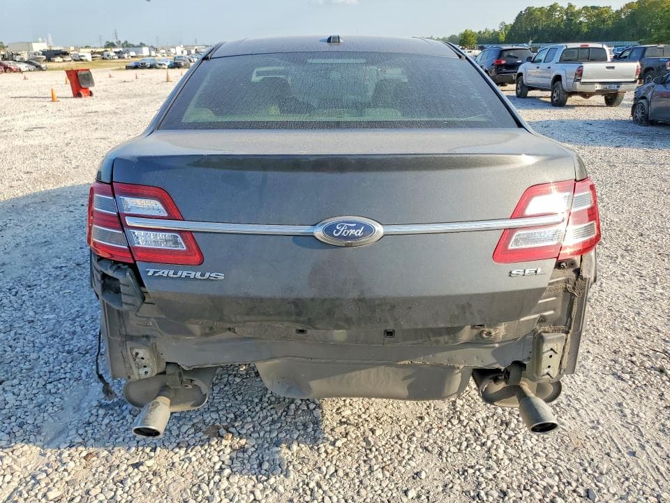 2019 FORD TAURUS SEL 6