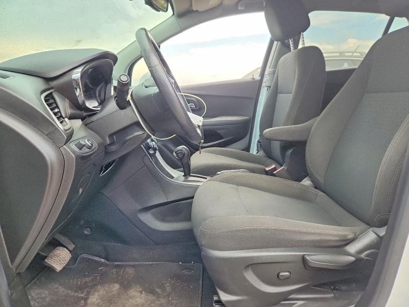 2020 CHEVROLET TRAX LS 7