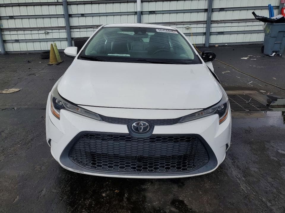 2022 TOYOTA COROLLA LE 5