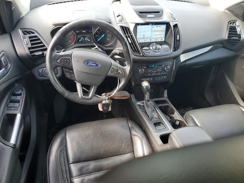 2017 FORD ESCAPE TITANIUM 8