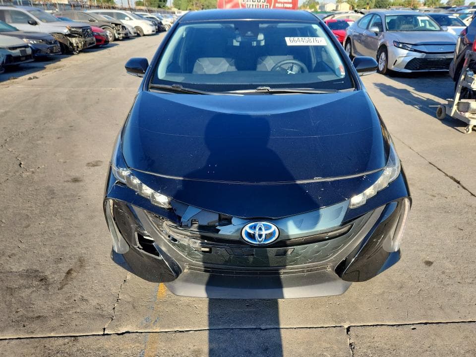2022 TOYOTA PRIUS PRIME LE 5