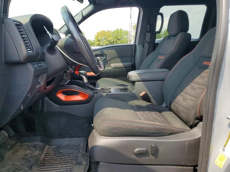 2022 NISSAN FRONTIER PRO-4X 7