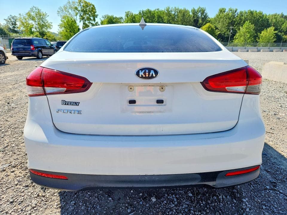 2018 KIA FORTE LX 6