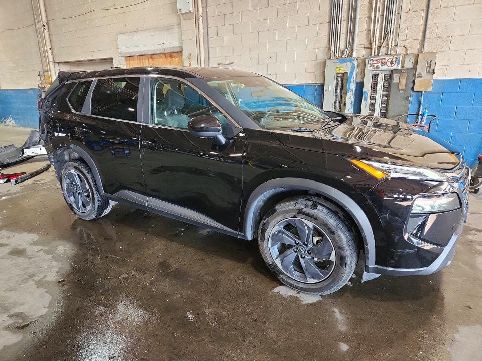 2025 NISSAN ROGUE SV 4
