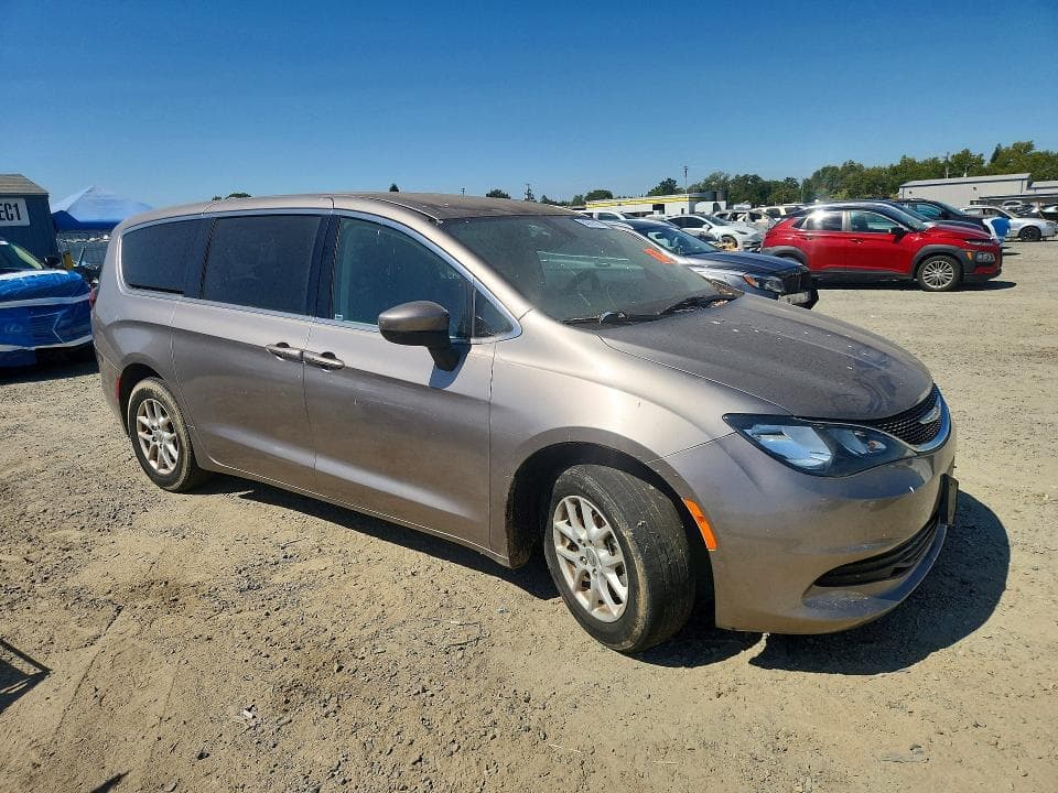 2017 CHRYSLER PACIFICA TOURING 4