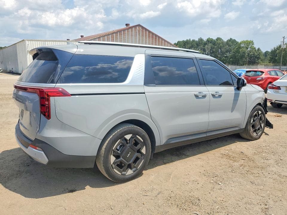 2025 KIA CARNIVAL EX 3