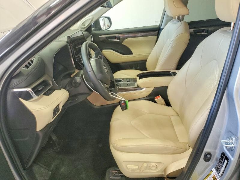 2025 TOYOTA HIGHLANDER HYBRID LIMITED 7