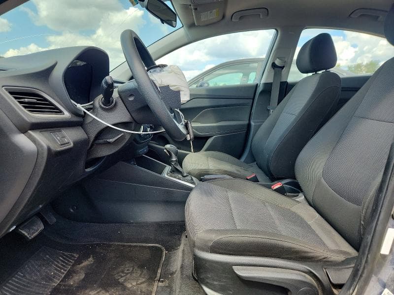 2019 HYUNDAI ACCENT SE 7