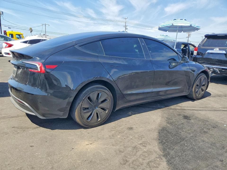 2026 TESLA MODEL 3 3