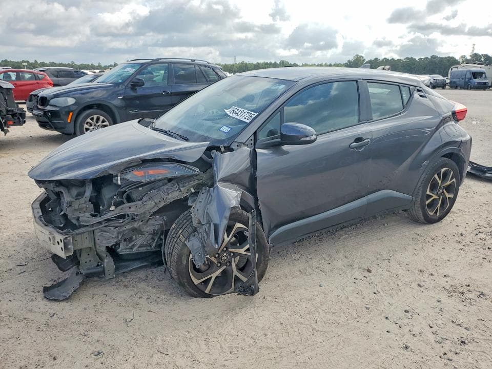 2018 TOYOTA C-HR XLE