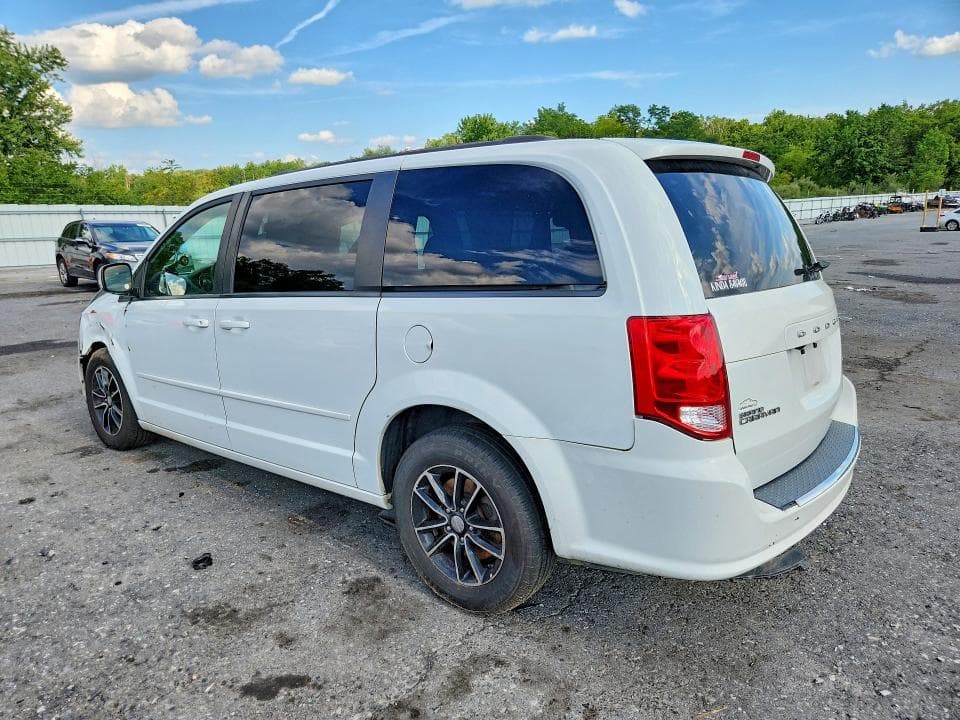 2017 DODGE GRAND CARAVAN GT 2