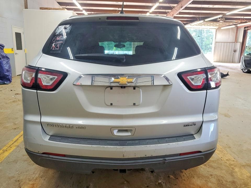 2017 CHEVROLET TRAVERSE LS 6
